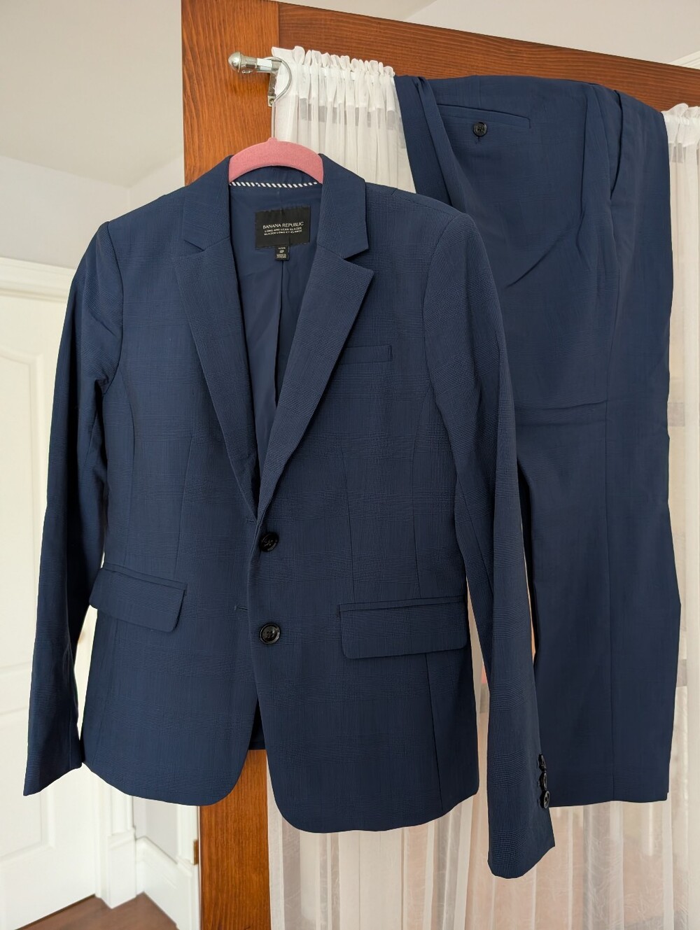 Banana Republic Women's Dark Navy Two-Piece Suit